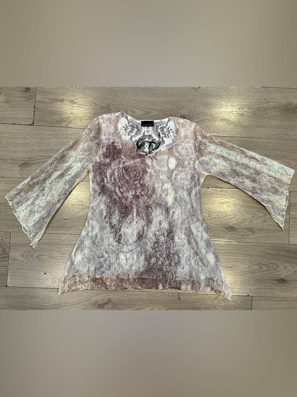 Y2K Brittany Black Lace Floral V-Neck Women's Top in Dusty Rose